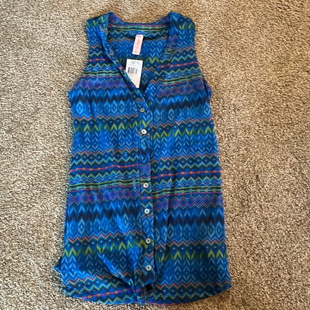 Sweet Pea medium sleeveless blouse